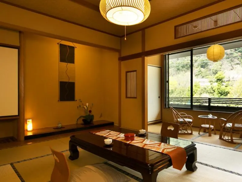 Kisenso Hotel Hakone 3*,  Japan